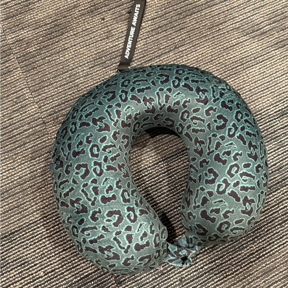Miamica Accessories - Miamica Leopard Print Neck Pillow